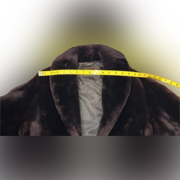 SOLD Dark Brown Annis Furs Coat - Picture 5 of 9